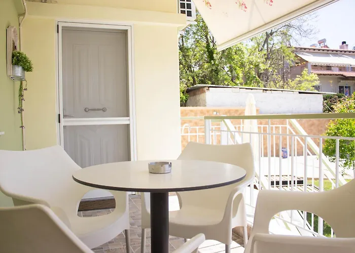 Annis House * 埃帕诺米